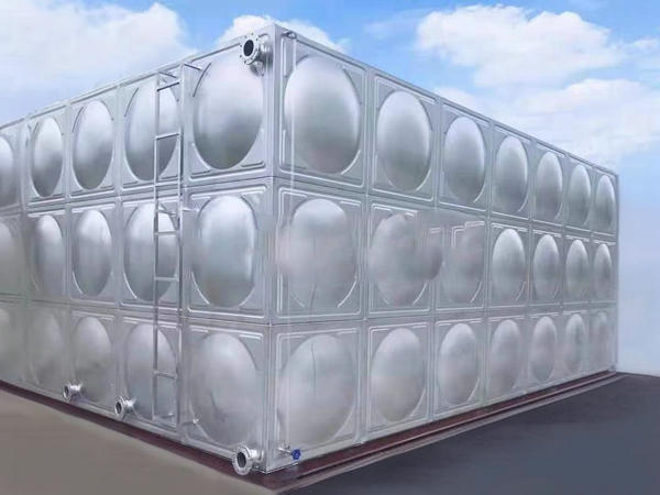 定制信陽保溫不銹鋼水箱需要注意哪些細節?