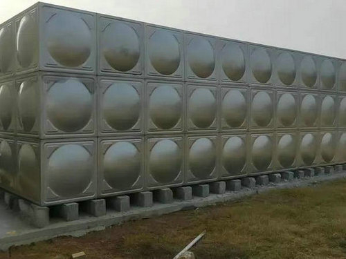 信陽不銹鋼水箱的保溫層厚度一般為多少?